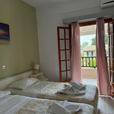 Villa Sofia Acharavi  Buitenkant foto