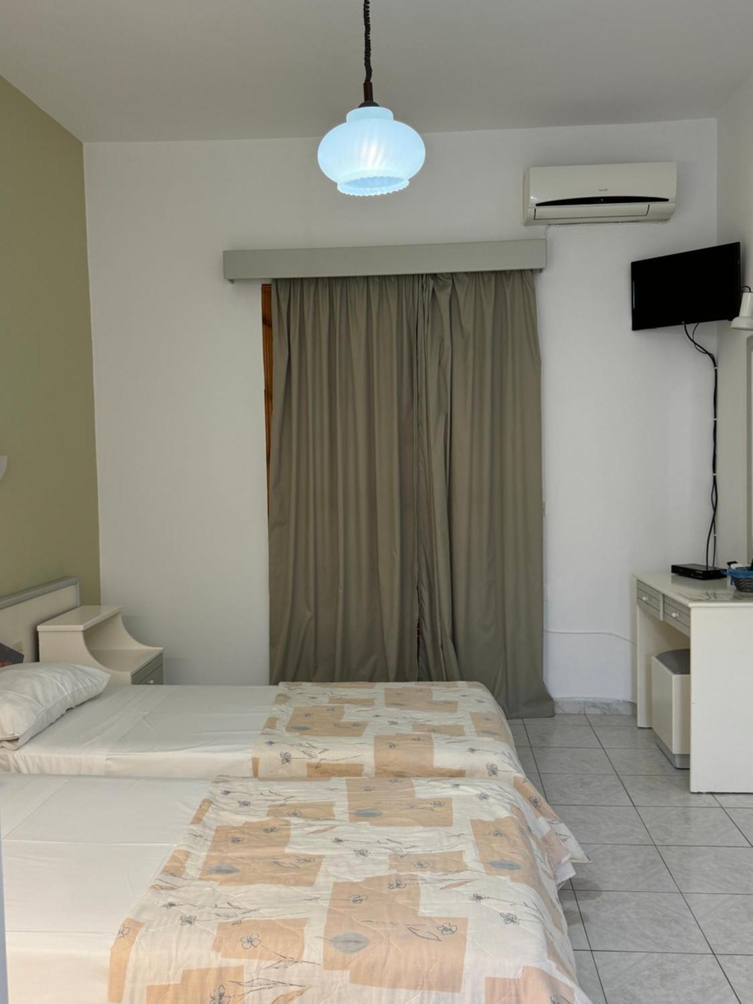 Villa Sofia Acharavi  Kamer foto