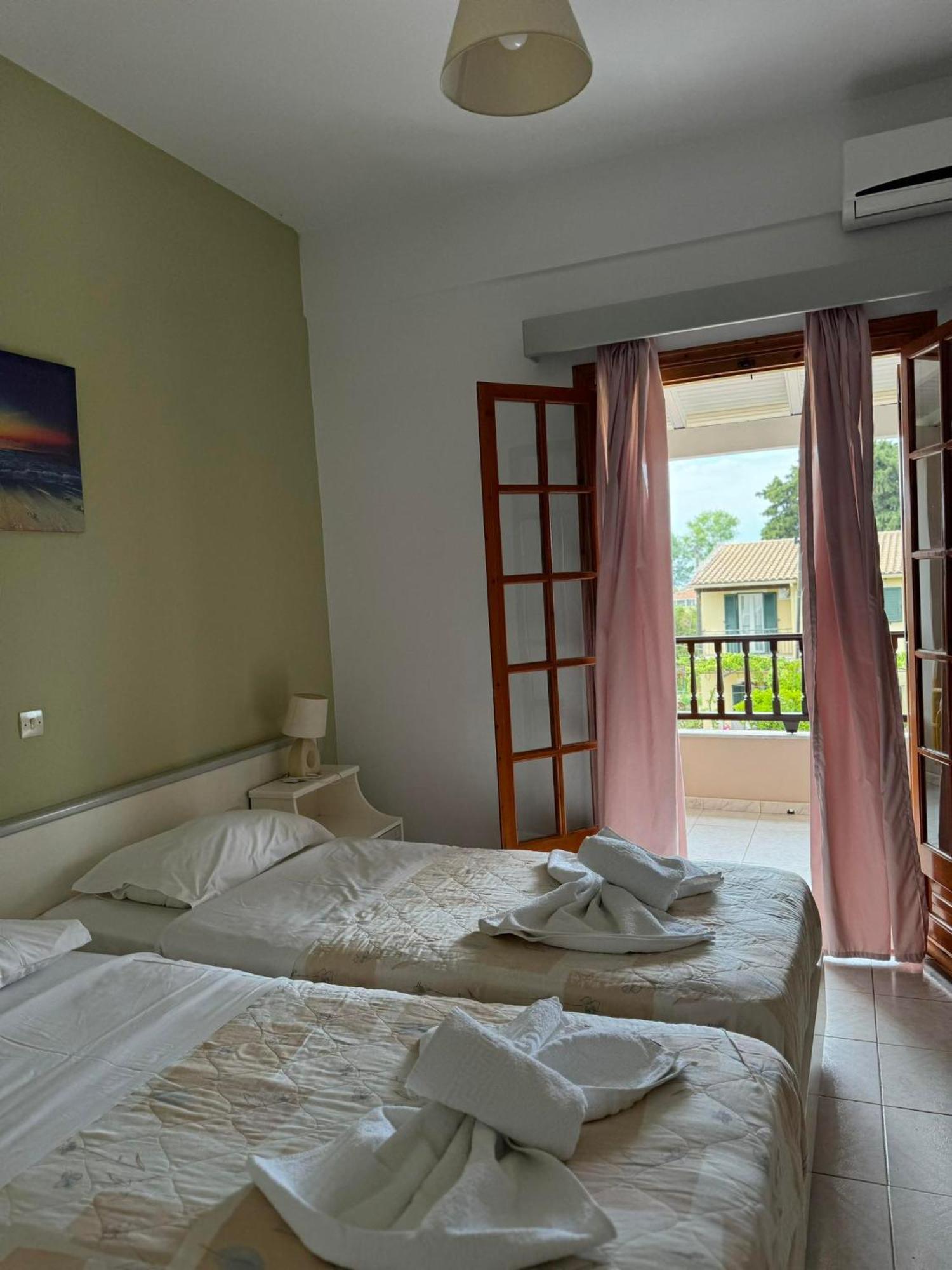 Villa Sofia Acharavi  Buitenkant foto